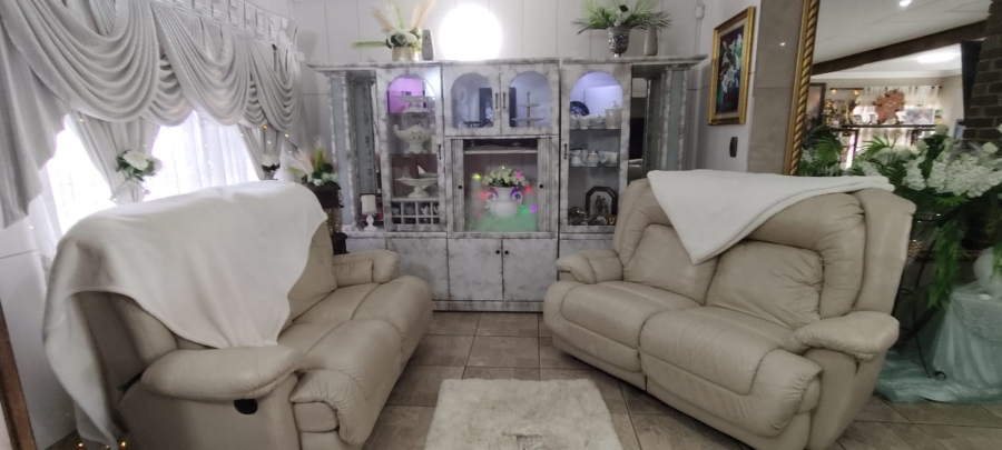 5 Bedroom Property for Sale in Culemborg Park Gauteng