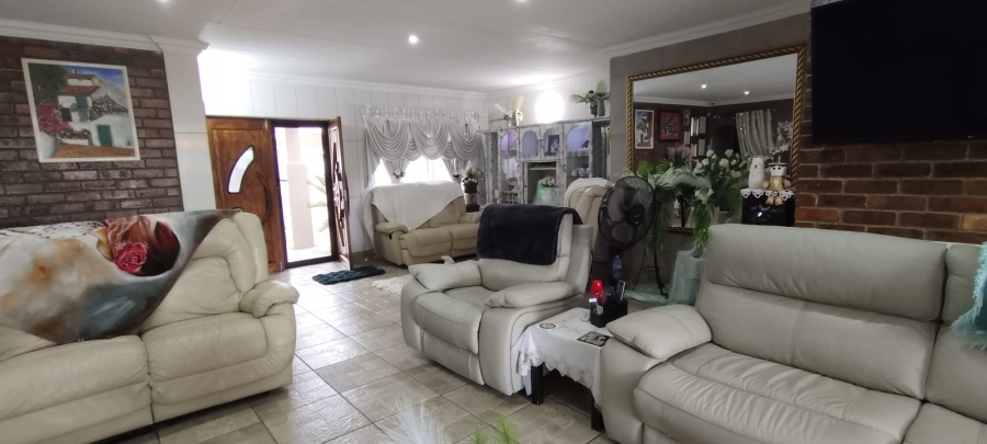 5 Bedroom Property for Sale in Culemborg Park Gauteng