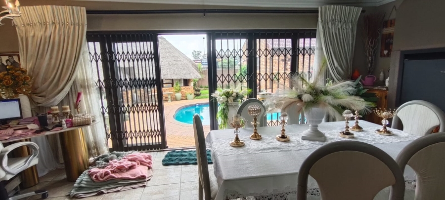 5 Bedroom Property for Sale in Culemborg Park Gauteng