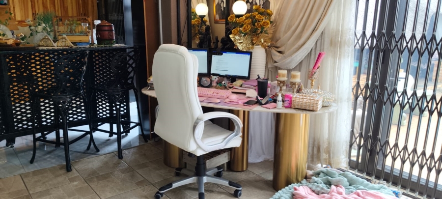 5 Bedroom Property for Sale in Culemborg Park Gauteng