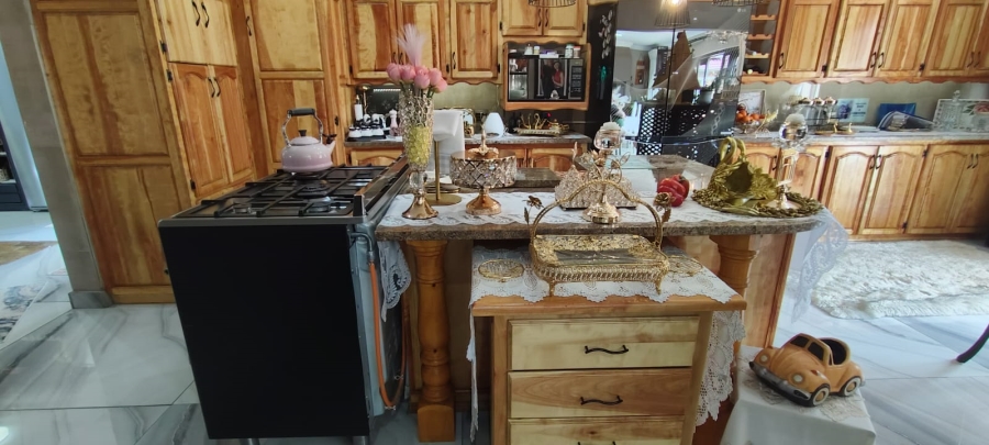 5 Bedroom Property for Sale in Culemborg Park Gauteng