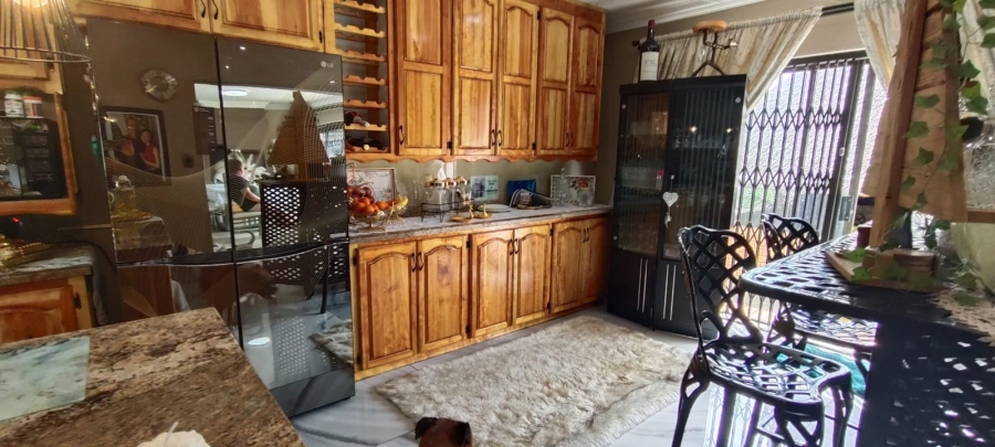 5 Bedroom Property for Sale in Culemborg Park Gauteng