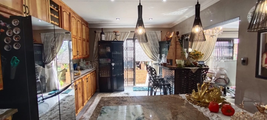 5 Bedroom Property for Sale in Culemborg Park Gauteng