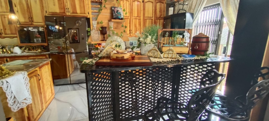 5 Bedroom Property for Sale in Culemborg Park Gauteng