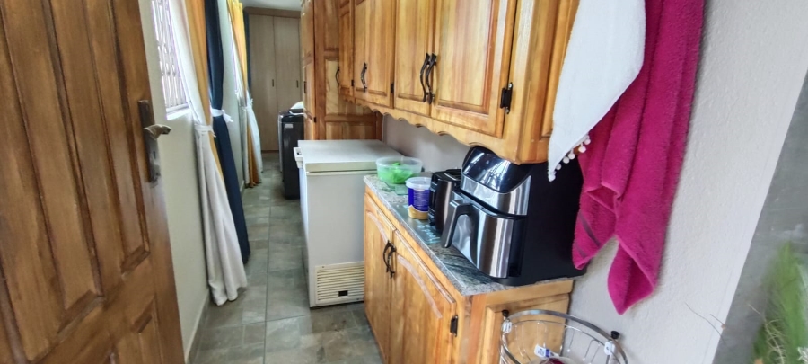 5 Bedroom Property for Sale in Culemborg Park Gauteng