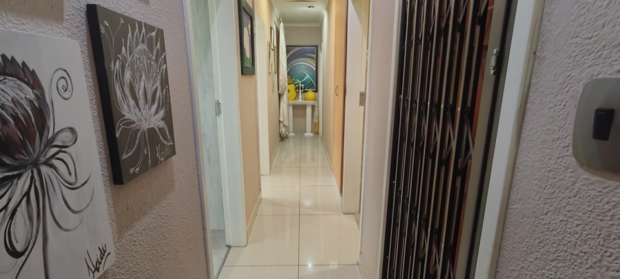 5 Bedroom Property for Sale in Culemborg Park Gauteng