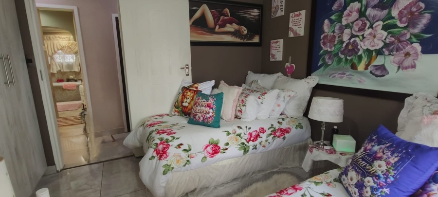 5 Bedroom Property for Sale in Culemborg Park Gauteng