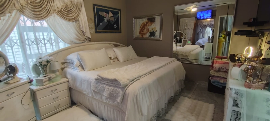 5 Bedroom Property for Sale in Culemborg Park Gauteng