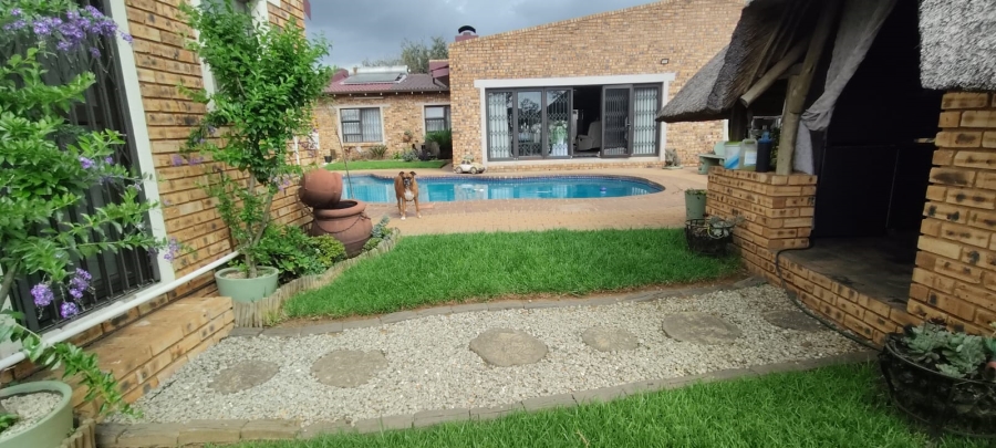5 Bedroom Property for Sale in Culemborg Park Gauteng