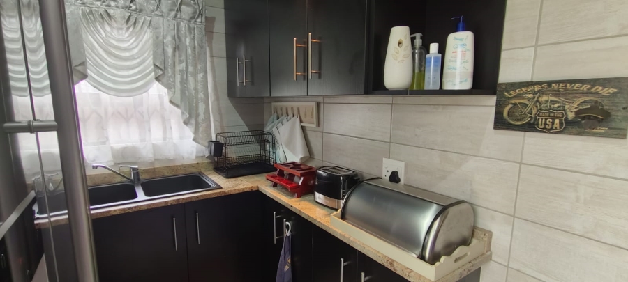 5 Bedroom Property for Sale in Culemborg Park Gauteng