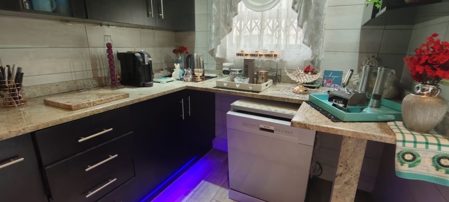 5 Bedroom Property for Sale in Culemborg Park Gauteng