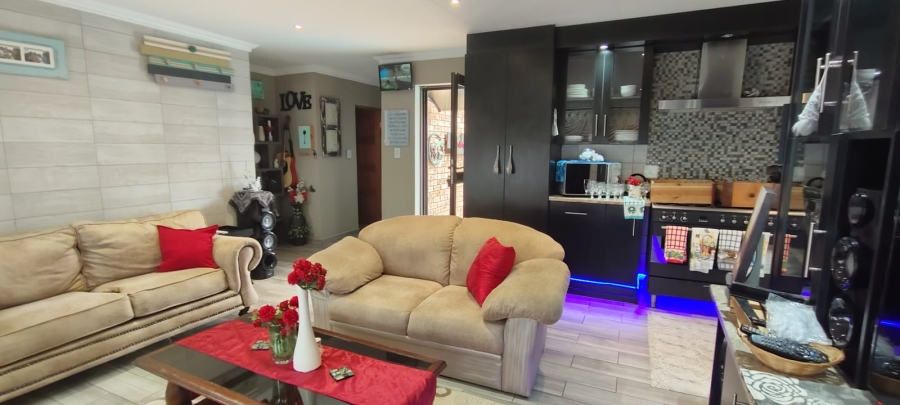 5 Bedroom Property for Sale in Culemborg Park Gauteng