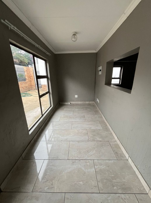 To Let 4 Bedroom Property for Rent in Bramley Gauteng