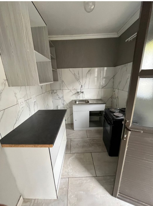 To Let 4 Bedroom Property for Rent in Bramley Gauteng