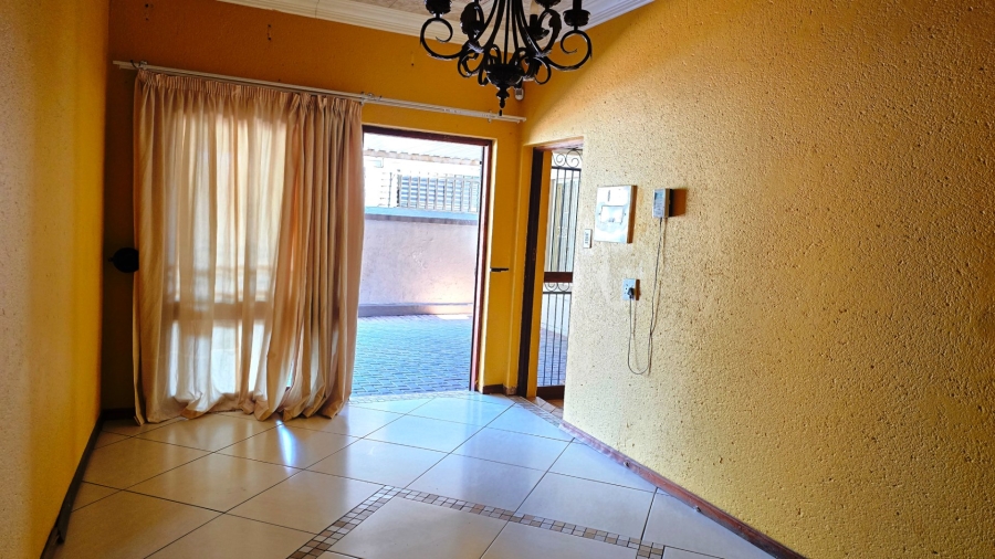 3 Bedroom Property for Sale in Doornpoort Gauteng
