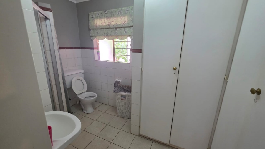 4 Bedroom Property for Sale in Doornpoort Gauteng
