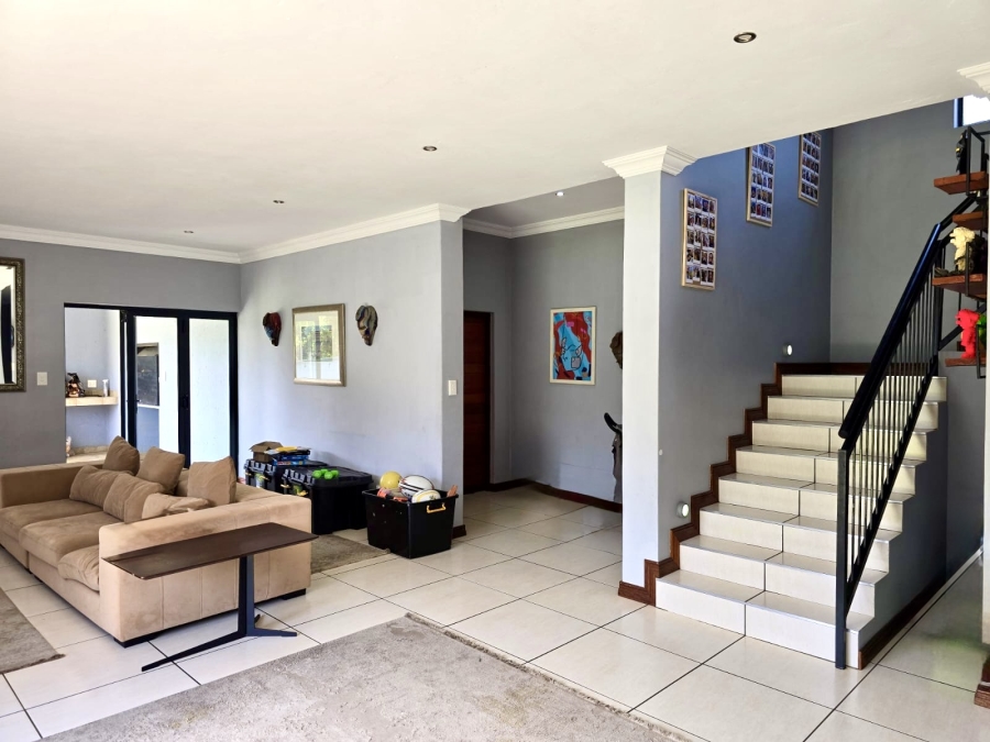 To Let 4 Bedroom Property for Rent in Midstream Hill Gauteng