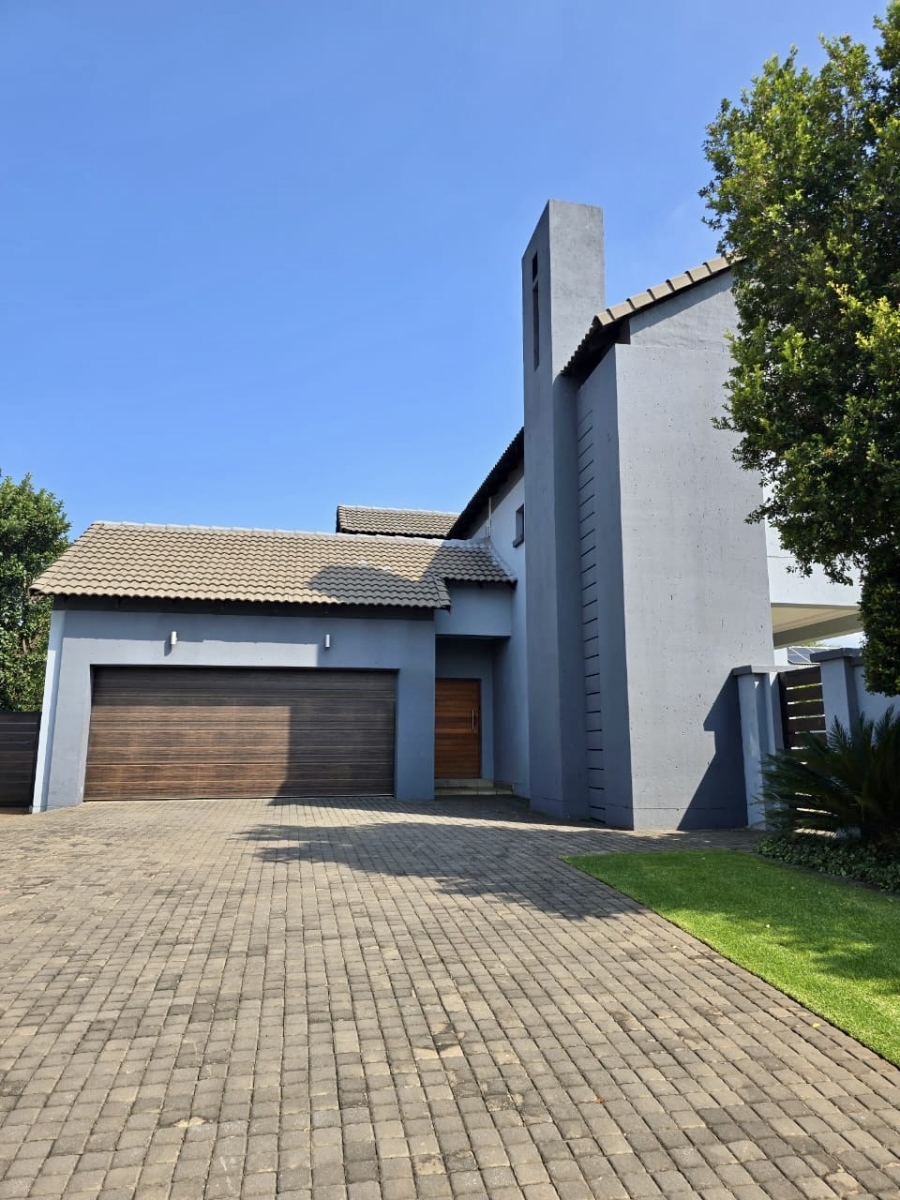 To Let 4 Bedroom Property for Rent in Midstream Hill Gauteng