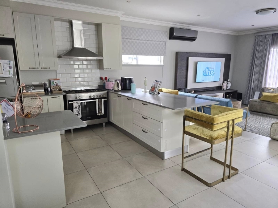 To Let 3 Bedroom Property for Rent in Midstream Meadows Gauteng