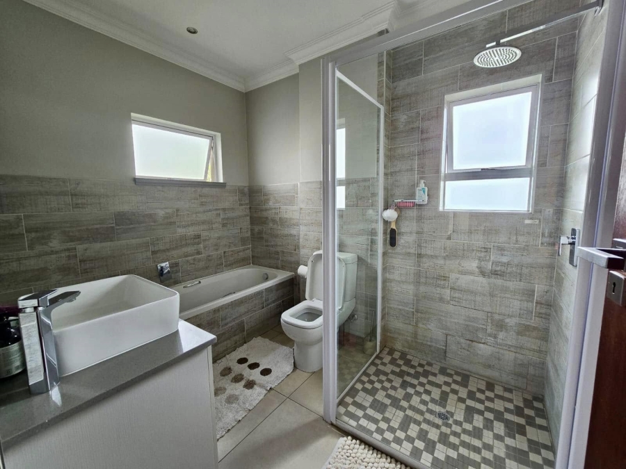 To Let 3 Bedroom Property for Rent in Midstream Meadows Gauteng