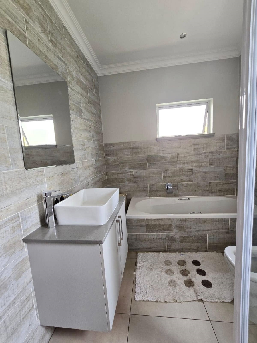 To Let 3 Bedroom Property for Rent in Midstream Meadows Gauteng