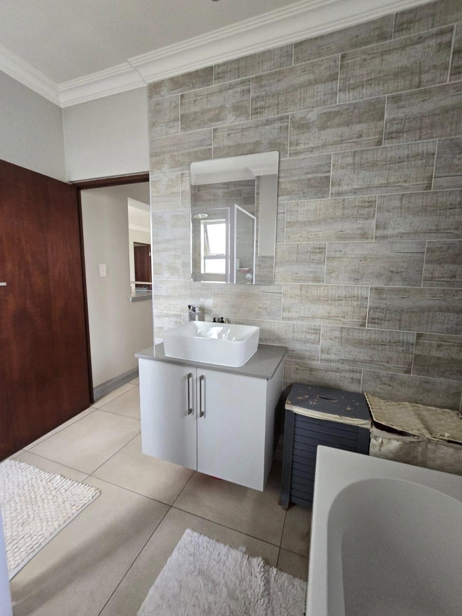 To Let 3 Bedroom Property for Rent in Midstream Meadows Gauteng