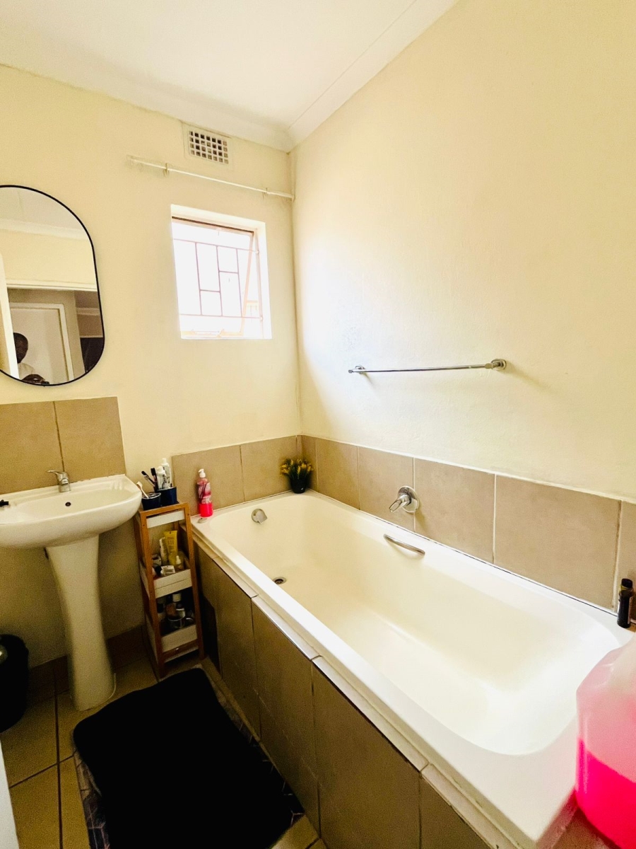 2 Bedroom Property for Sale in Sky City Gauteng