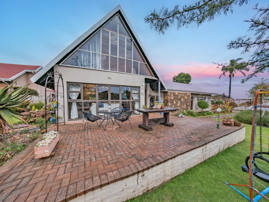 4 Bedroom Property for Sale in Noordheuwel Gauteng