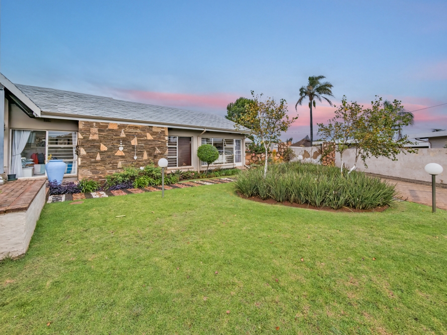 4 Bedroom Property for Sale in Noordheuwel Gauteng