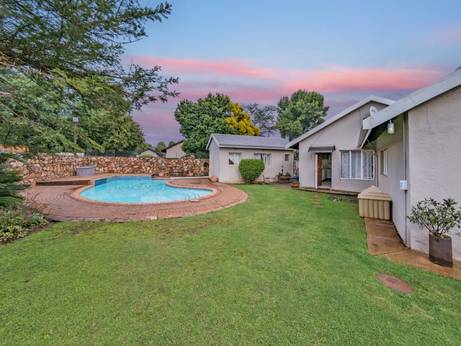 4 Bedroom Property for Sale in Noordheuwel Gauteng