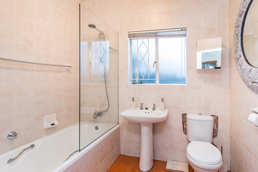 4 Bedroom Property for Sale in Noordheuwel Gauteng