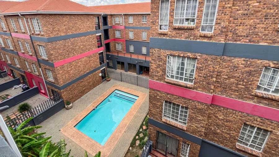 1 Bedroom Property for Sale in Ravenswood Gauteng