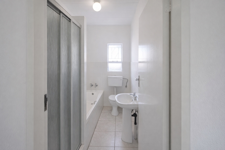 2 Bedroom Property for Sale in Florida Gauteng