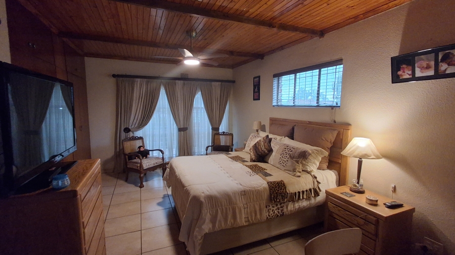 3 Bedroom Property for Sale in Dunnottar Gauteng