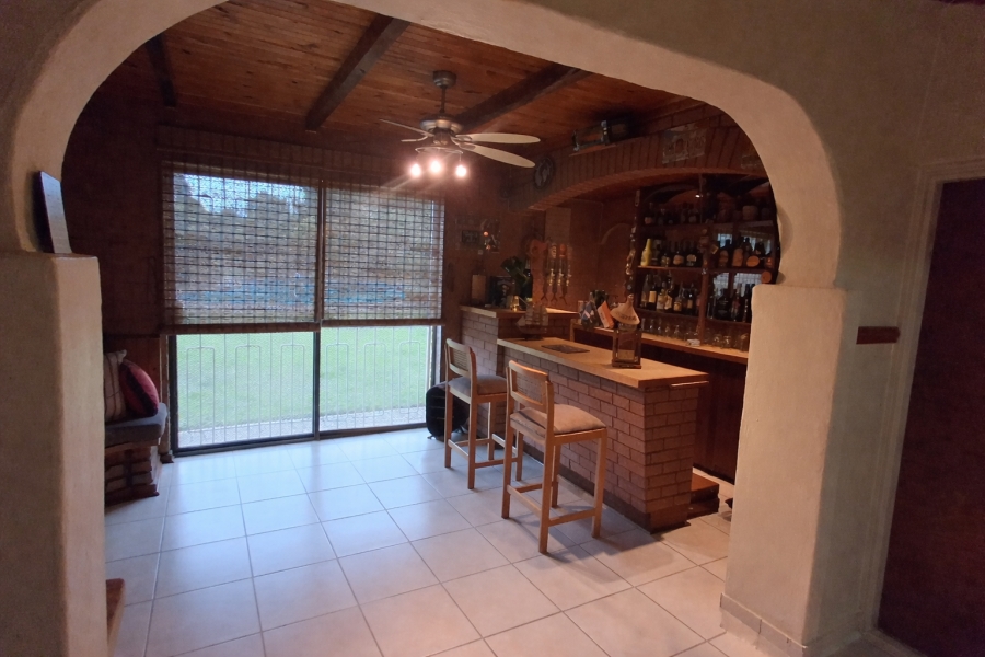 3 Bedroom Property for Sale in Dunnottar Gauteng