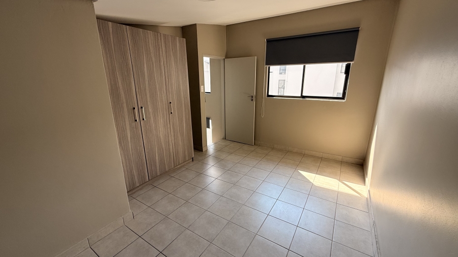 To Let 2 Bedroom Property for Rent in Rosebank Gauteng