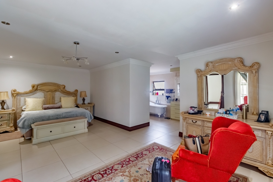 4 Bedroom Property for Sale in Noordwyk Gauteng