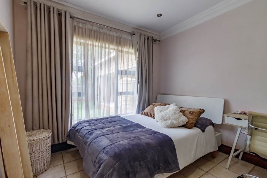 4 Bedroom Property for Sale in Noordwyk Gauteng