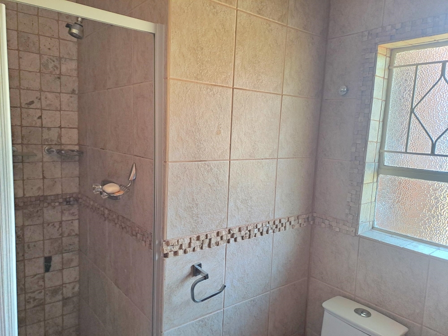 3 Bedroom Property for Sale in Roodekrans Gauteng