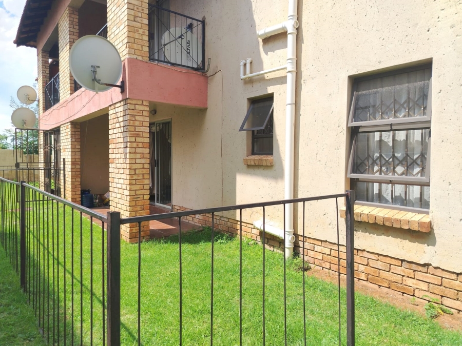 3 Bedroom Property for Sale in Groblerpark Gauteng