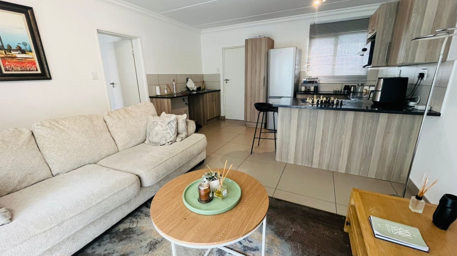 1 Bedroom Property for Sale in Chartwell Gauteng