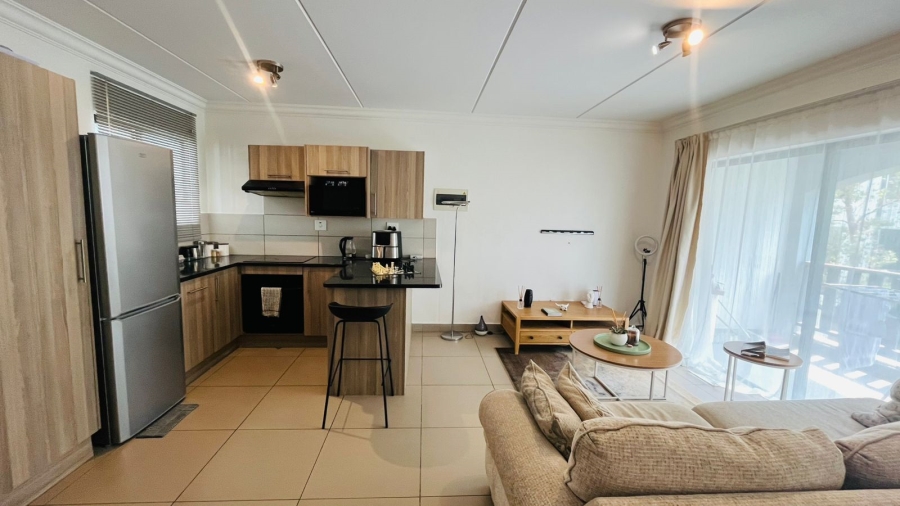 1 Bedroom Property for Sale in Chartwell Gauteng