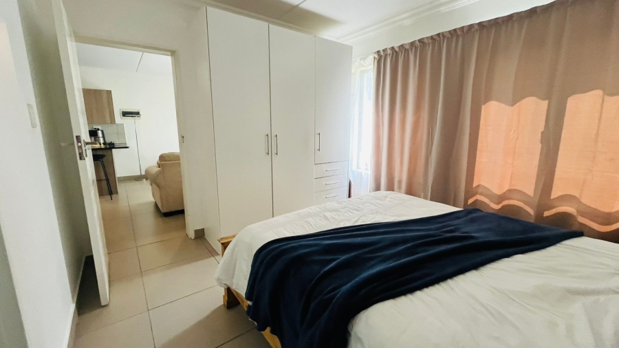 1 Bedroom Property for Sale in Chartwell Gauteng