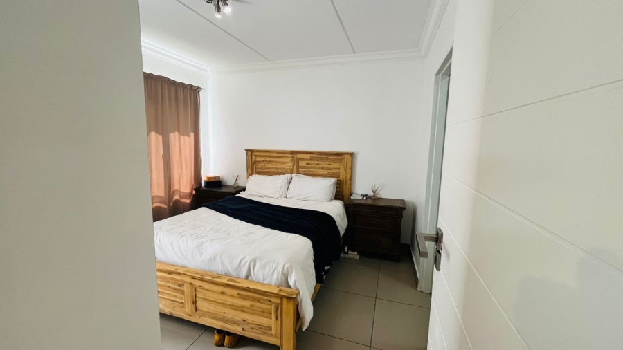 1 Bedroom Property for Sale in Chartwell Gauteng