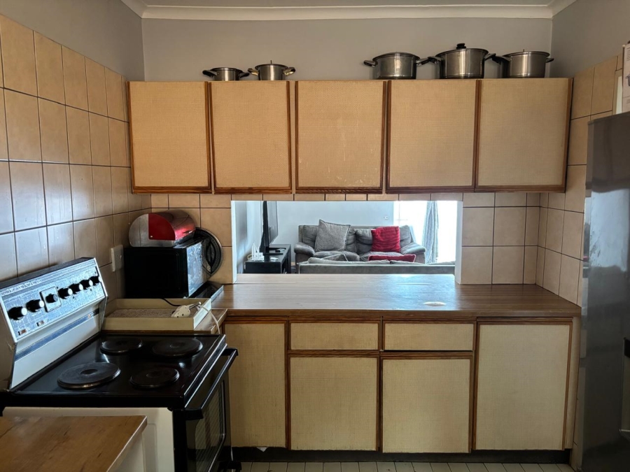 2 Bedroom Property for Sale in La Montagne Gauteng