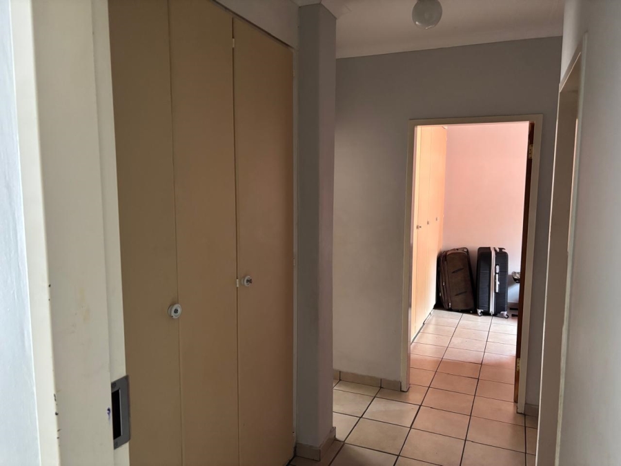2 Bedroom Property for Sale in La Montagne Gauteng