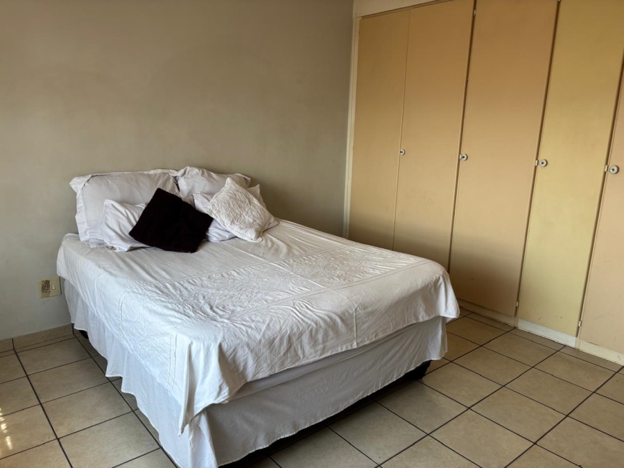 2 Bedroom Property for Sale in La Montagne Gauteng