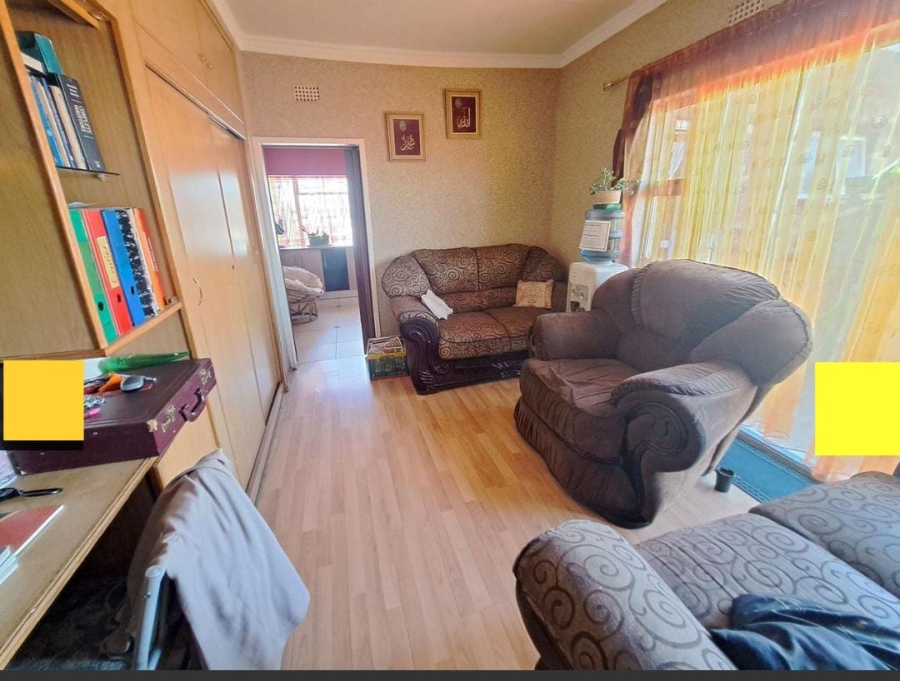 7 Bedroom Property for Sale in Actonville Gauteng