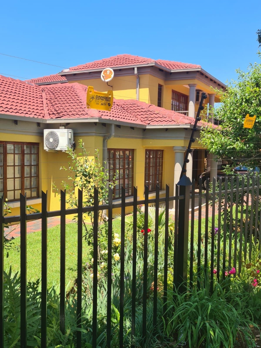 5 Bedroom Property for Sale in Mamelodi Sun Valley Gauteng