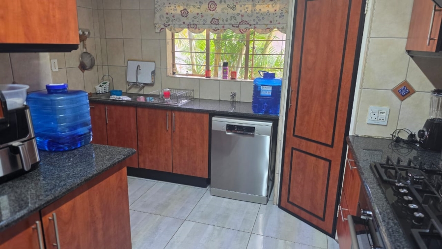 4 Bedroom Property for Sale in Doornpoort Gauteng